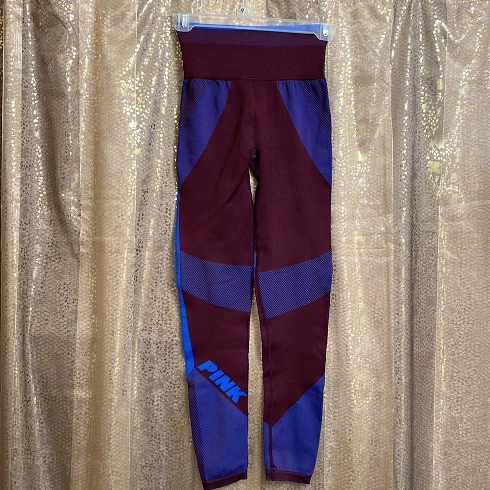 PINK Victoria’s Secret Cool & Comfy seamless maroon/royal blue leggings XS - Picture 4 of 7
